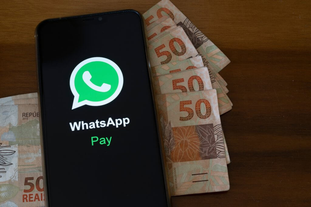 WhatsApp na farmácia: como usar o aplicativo para as vendas?