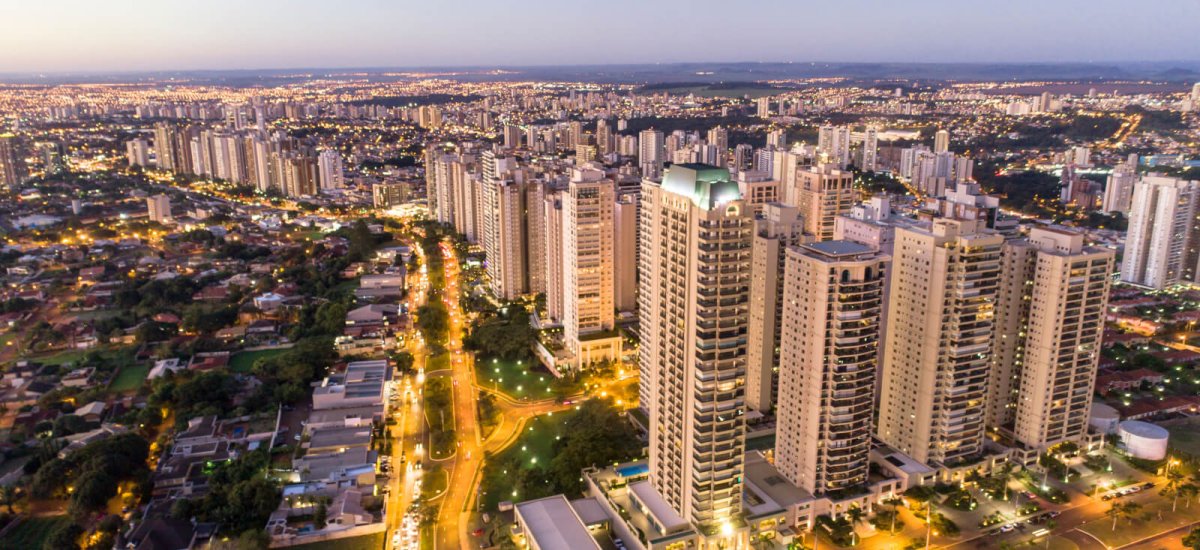 Reduziu impostos em R$ 15 mil por mês e abriu uma nova farmácia